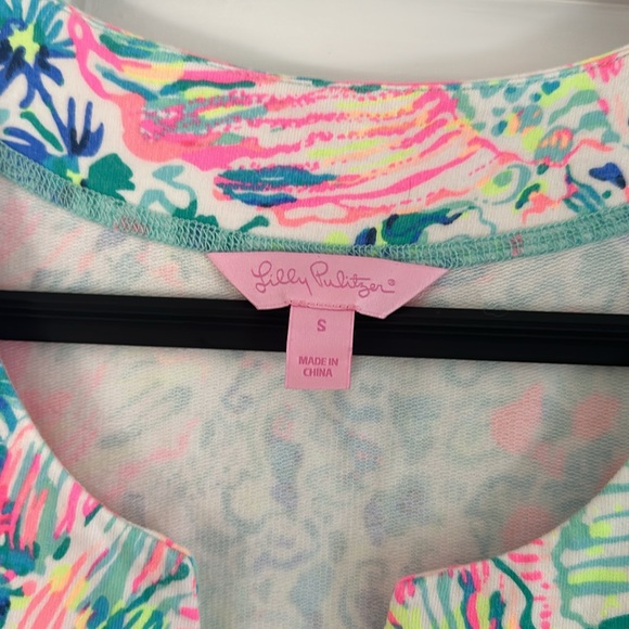 Lilly Pulitzer tunic top - Picture 2 of 2